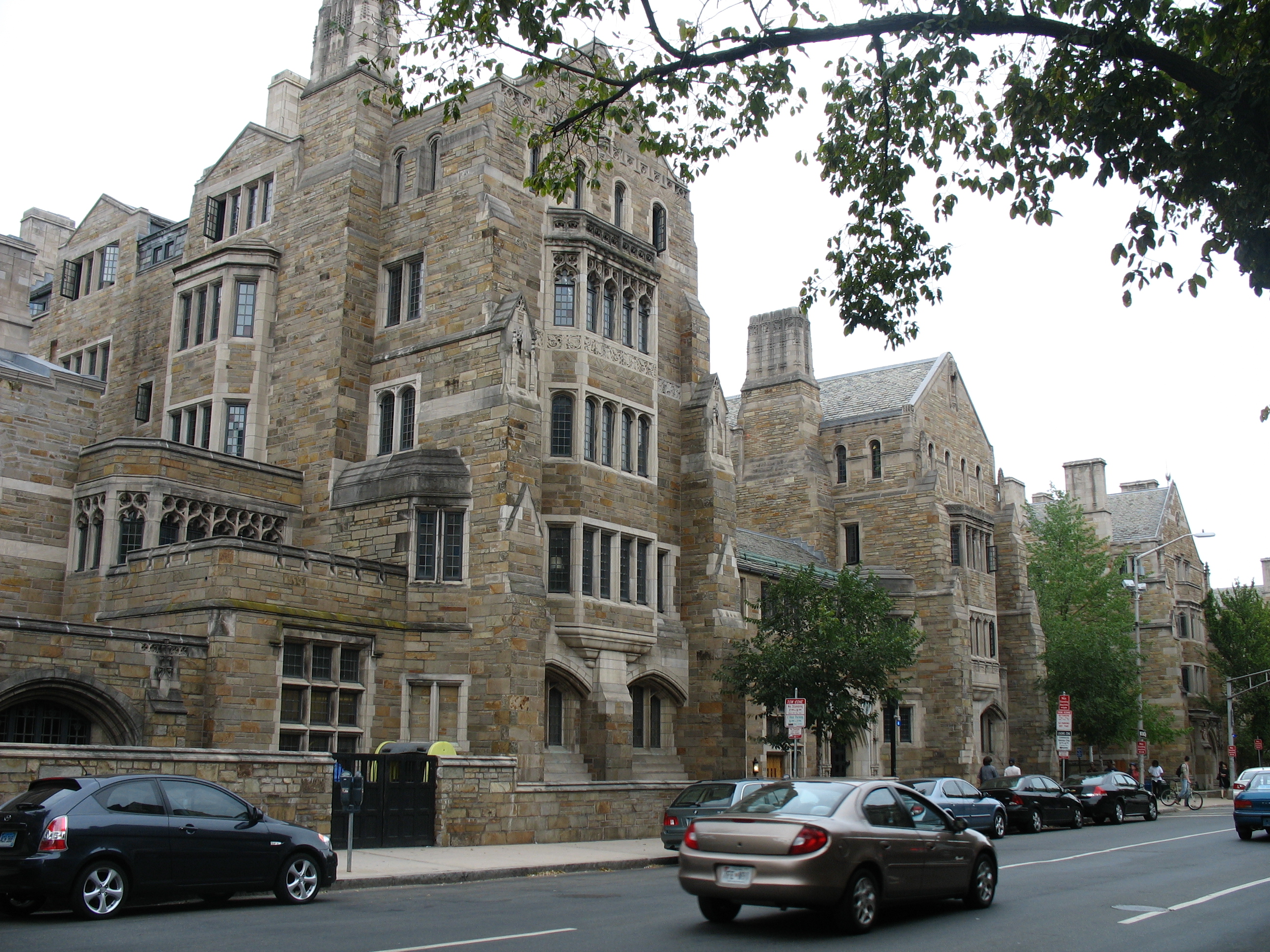 Здания Йельского университета