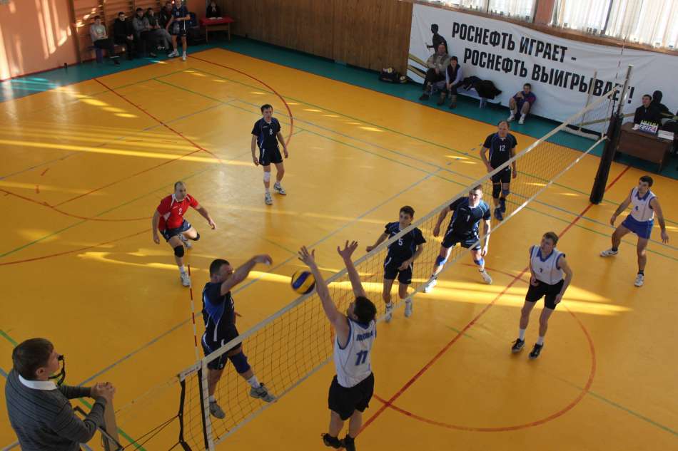 Чемпионат Иркутской области среди мужских команд. АНХК - Момоны.