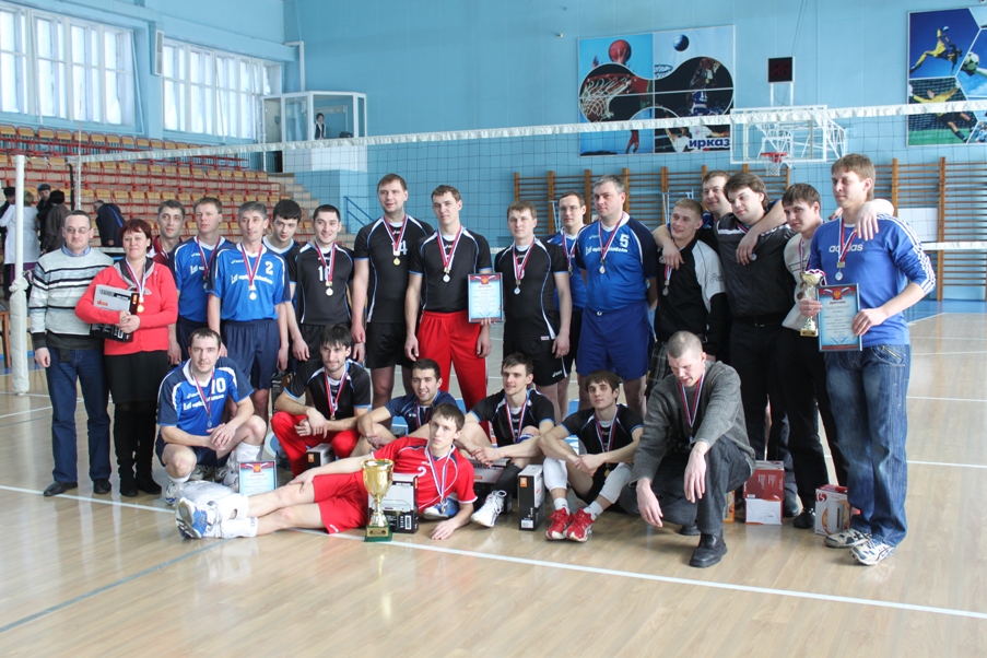 Призёры и победители Кубка памяти Парилова А.В. г. Шелехов 04. 03 - 05.03. 2011 г. "Ангара" - первое место.