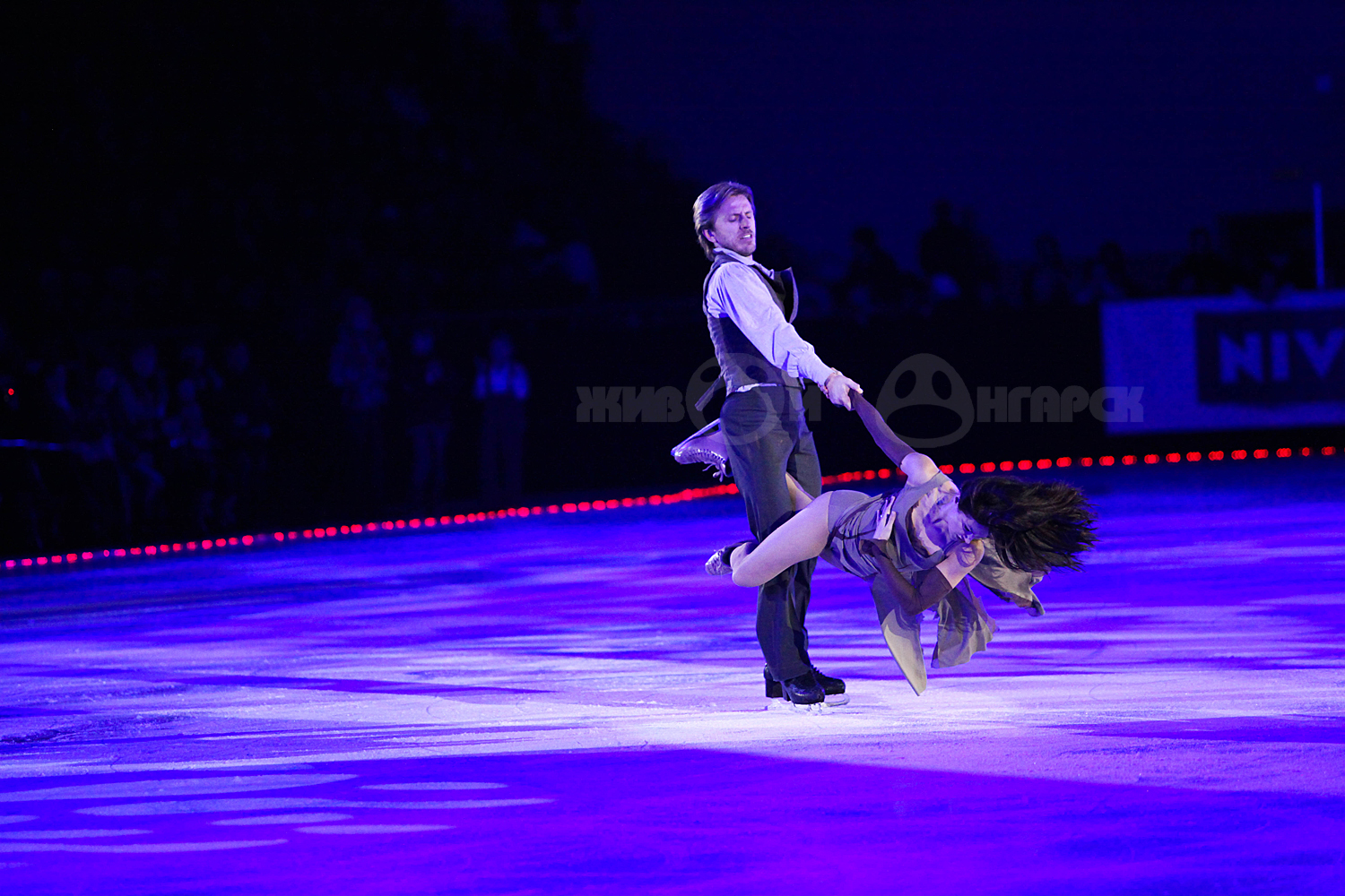 Лёд и пламень - 52