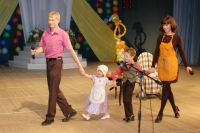 Семья Соколовых - победители конкурса. Талантливы все - и папа, и мама, и дети!