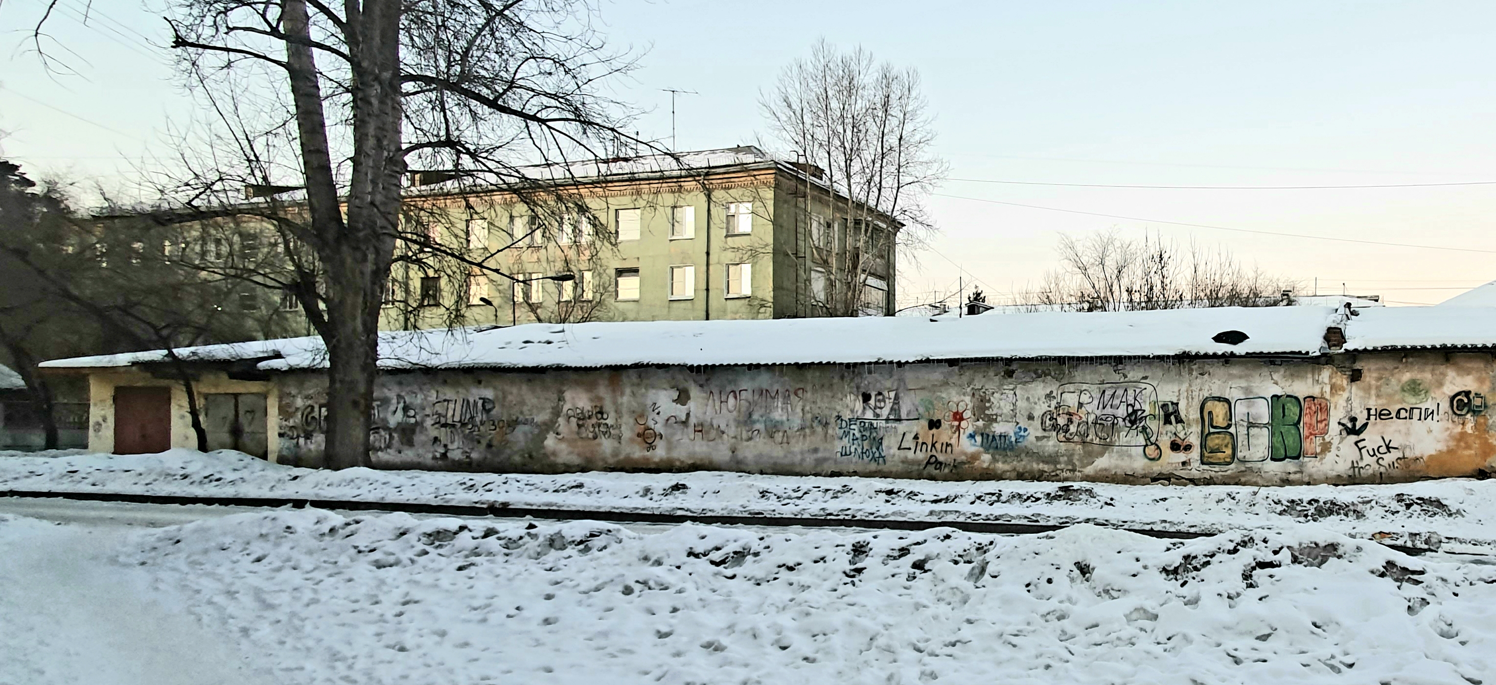 А квартал гаражи