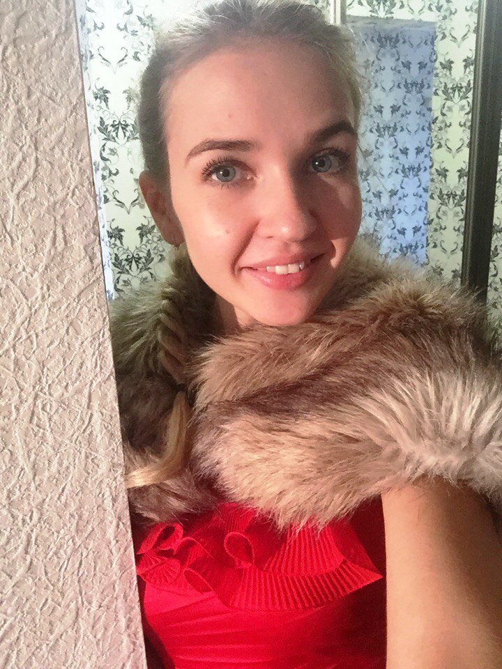 Яна Попова на съемках мини-сериала про молодоженов Дрелькиных. Гламуррр))))
