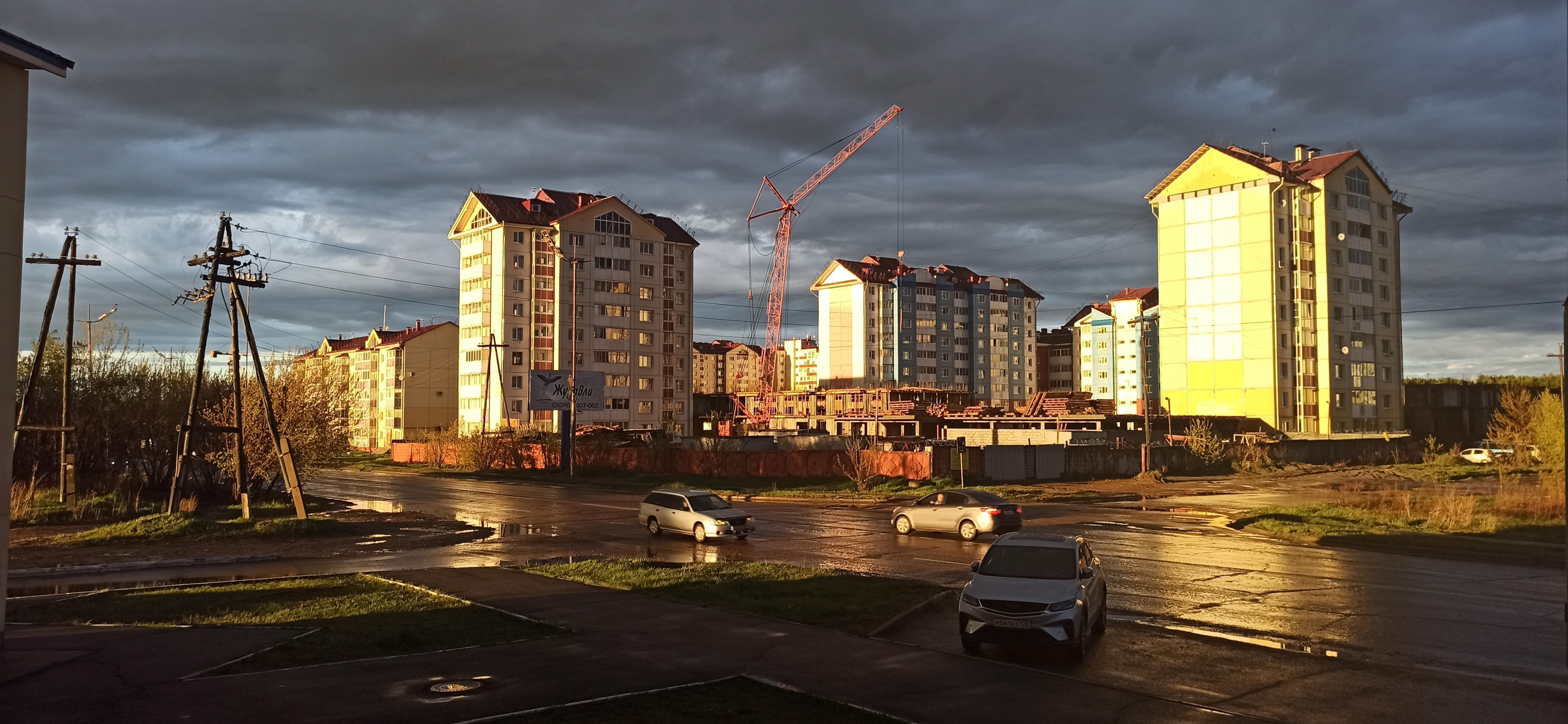 Вот и солнышко выглянуло на строящиеся Журавли