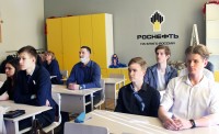 Ангарские нефтехимики провели для старшеклассников школы №10 урок будущего