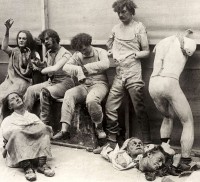 Поврежденные пожаром фигуры в Музее мадам Тюссо в Лондоне, 1930 год.