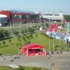 площадь перед ледовой ареной во время матча Россия-Франция площадь перед ледовой ареной во время матча Россия-Франция