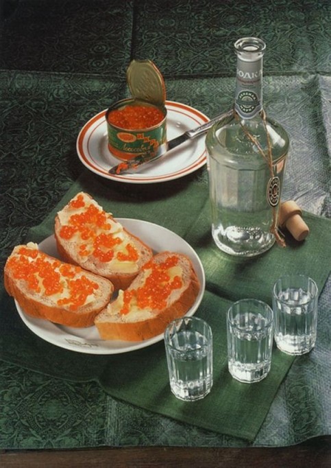 икра и водка)))))