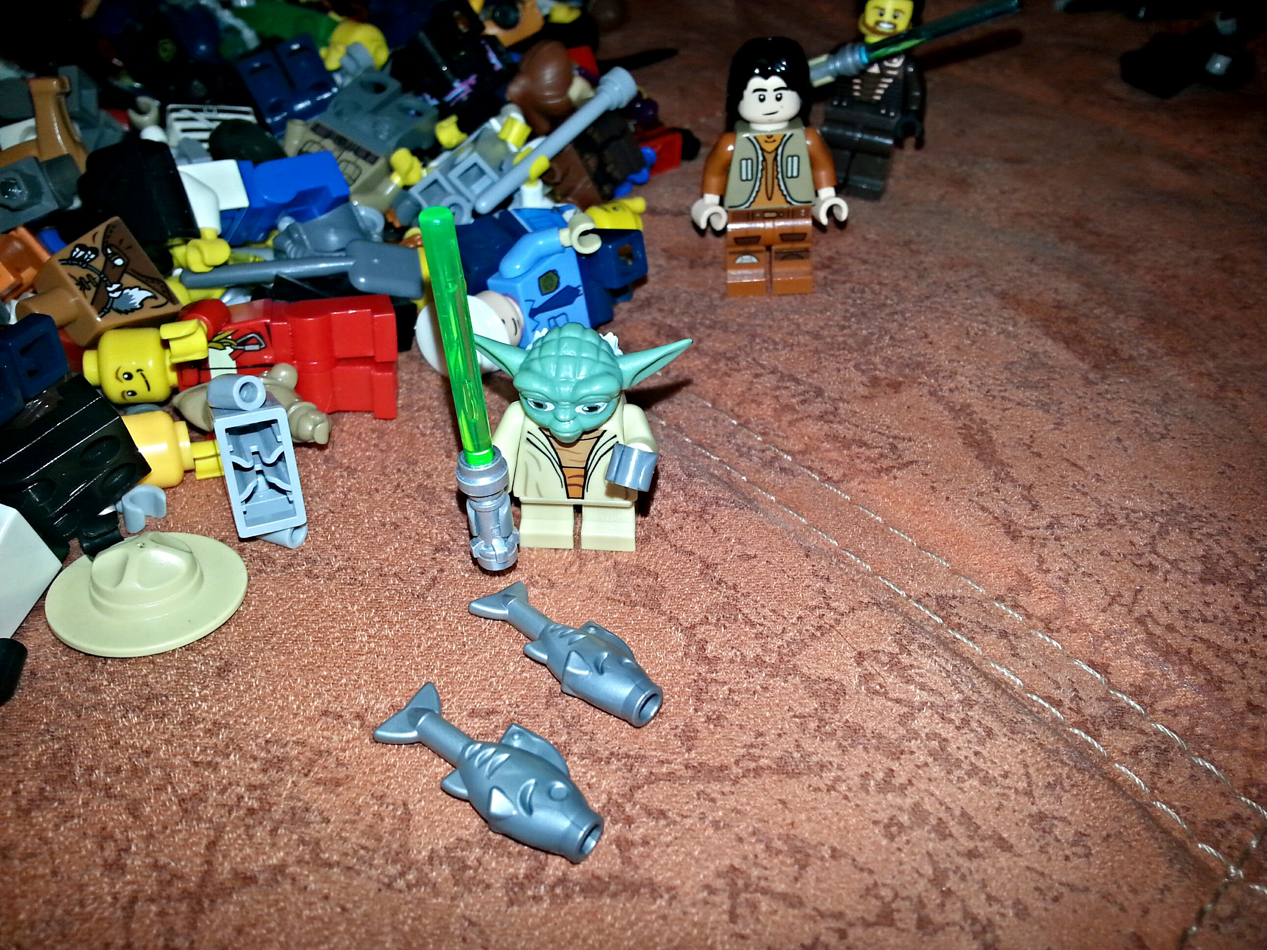 магистр Йода и две рыбы с Кашиика ))))))