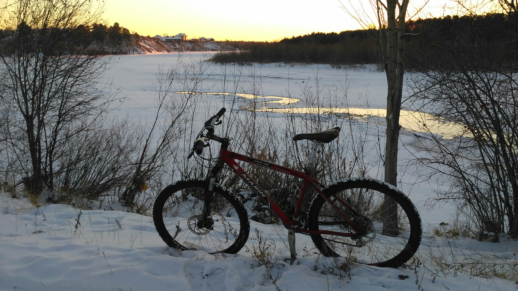 А Китой замерз еще не весь