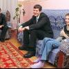 Мистер Холт (слева) и мистер Райзер (в центре)