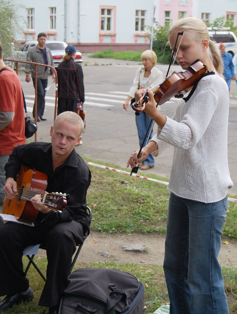 Юный музыкальный дуэт