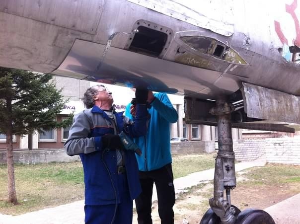 Самолет МиГ-23Б