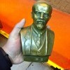 РукаСанычаБюстЛенинаДержащая