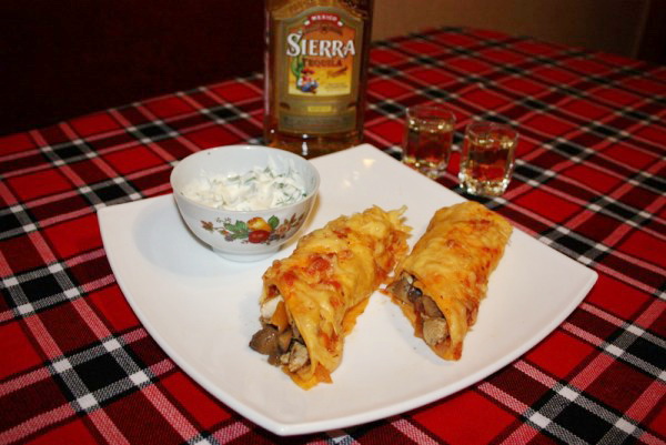 энчиладос-ядос с курицей и текилой)))))