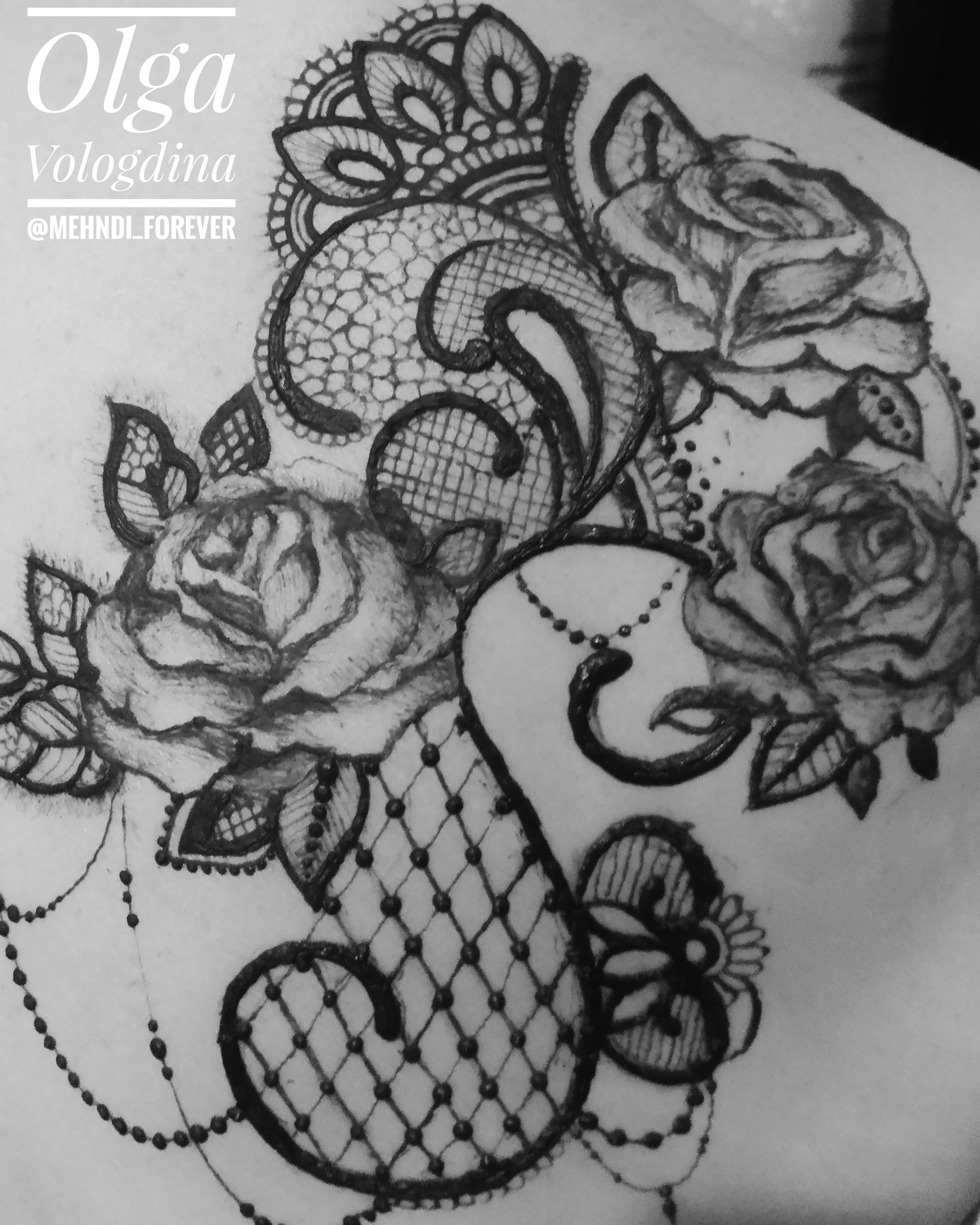 Ажурные розы