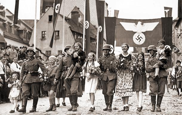 Европа - гей, гей, гей!