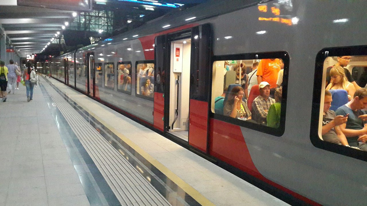 электричка Олимпийский парк - Сочи