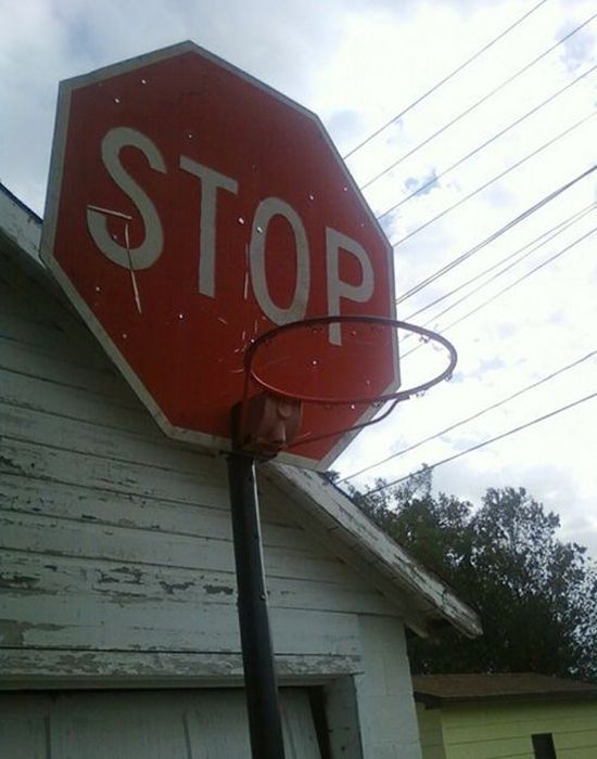 Дорожный баскетбол :)