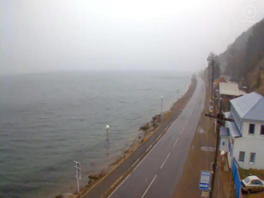 2014-10-18 А в Листвянке сейчас снееег...)))