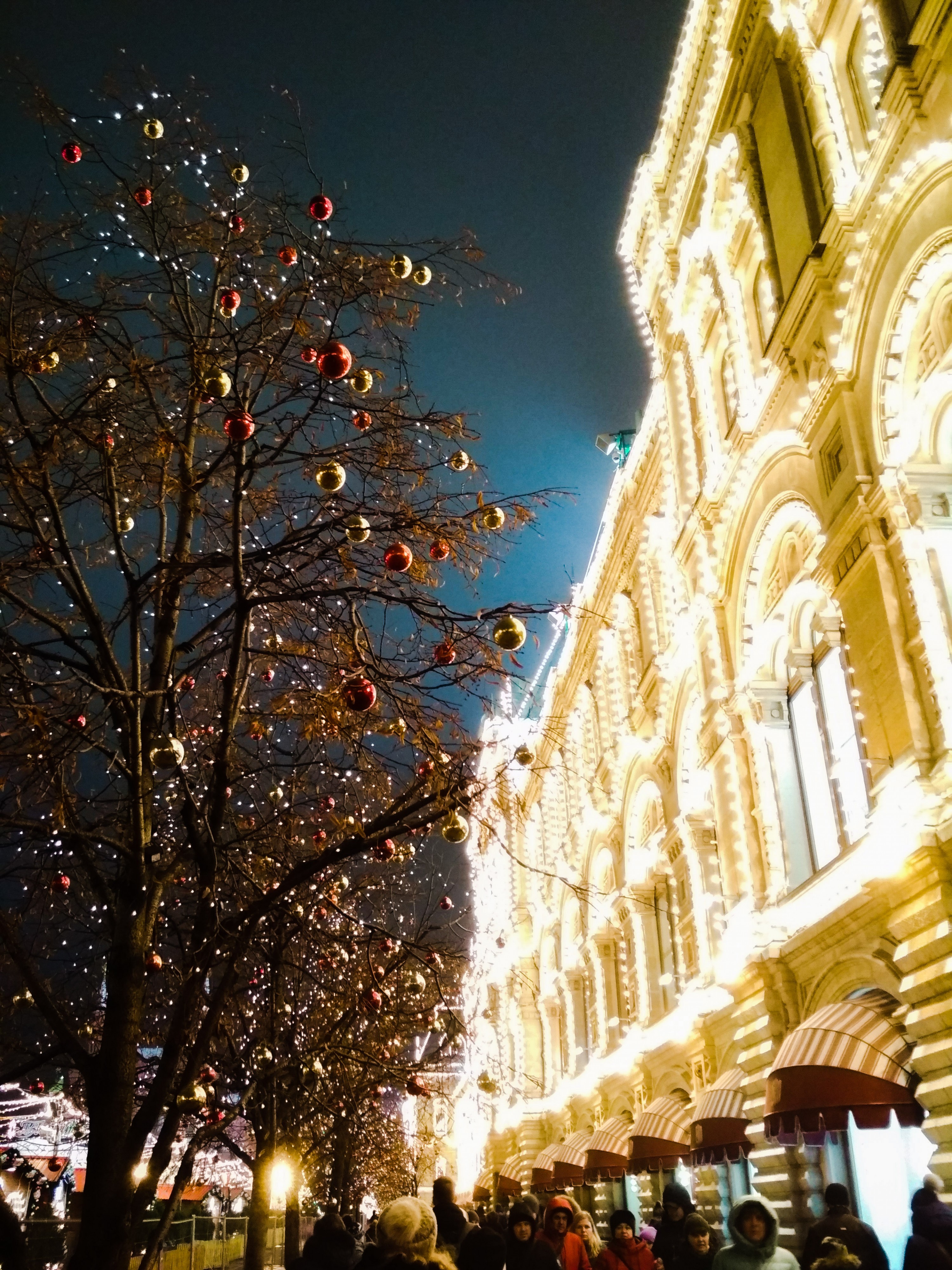 Чем-то зацепило