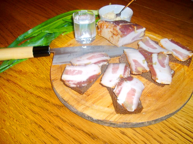 Очередное сало)))))