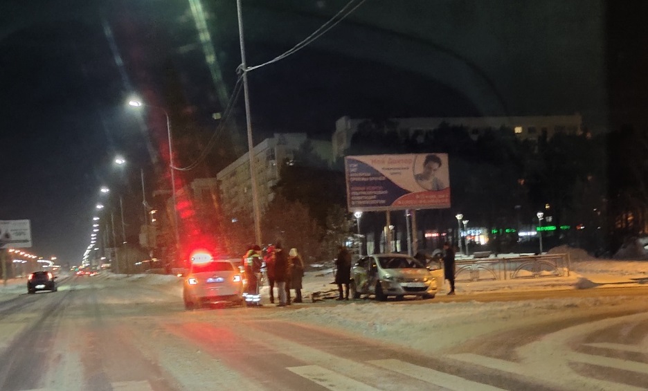 ДТП напротив роддома