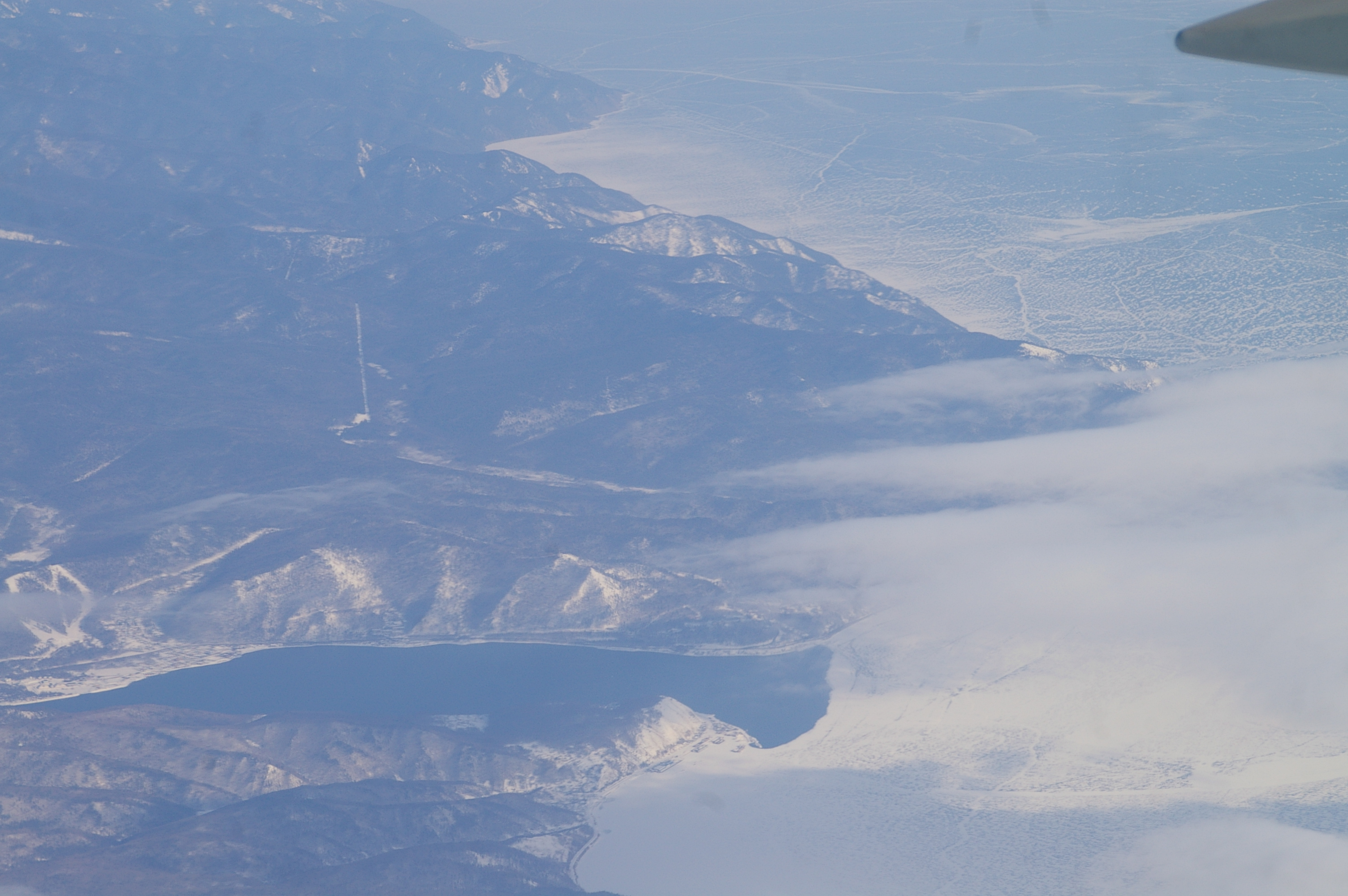 за Листвянкой - большой каток
