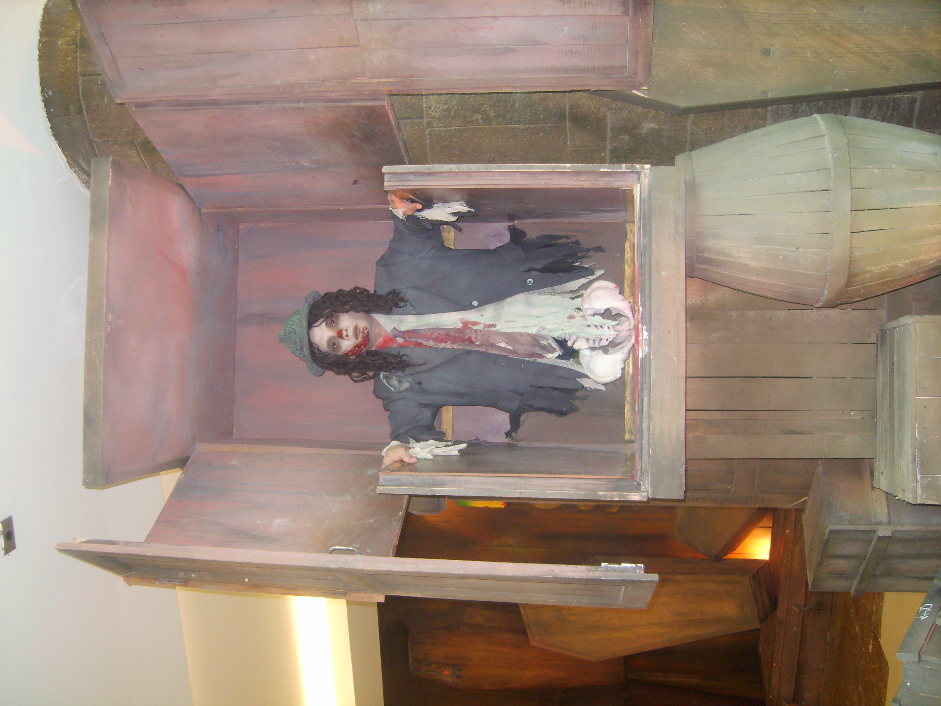   вспомните где видели это?