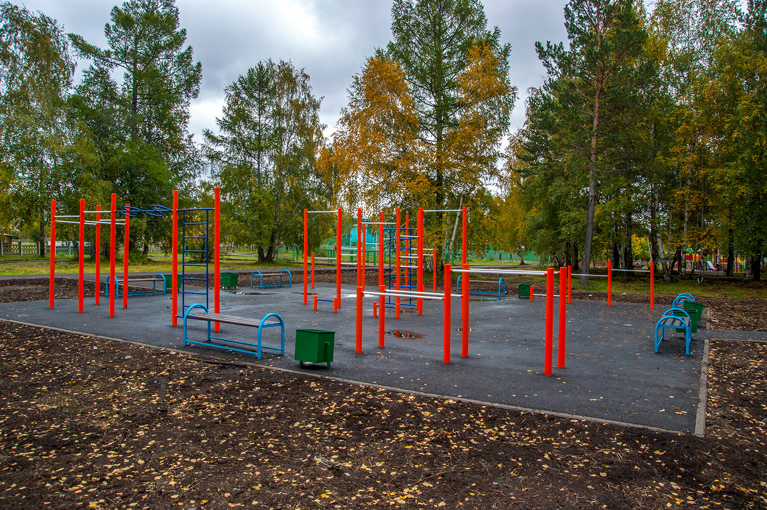 Новая спортивная площадка в 15 микрорайоне.