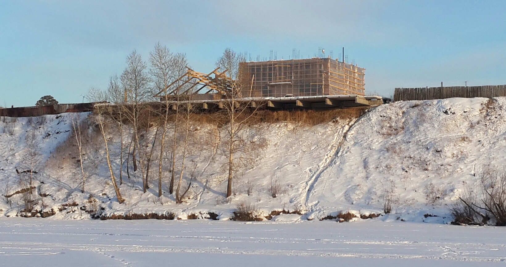 домик будет али кафешка?