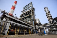 Более 6 миллионов тонн нефтяного кокса произвела АНХК за 50 лет!