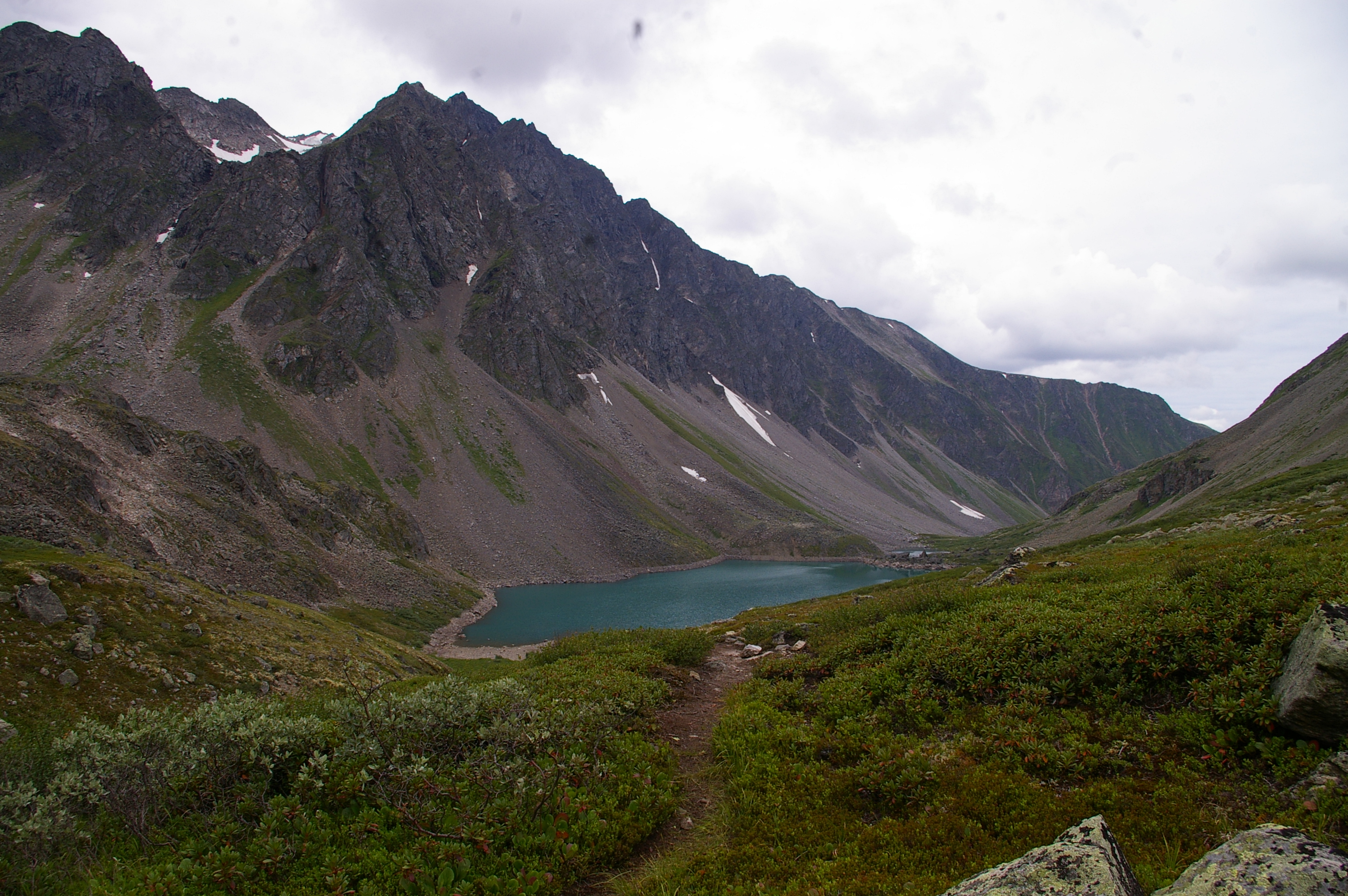 изумрудное озеро