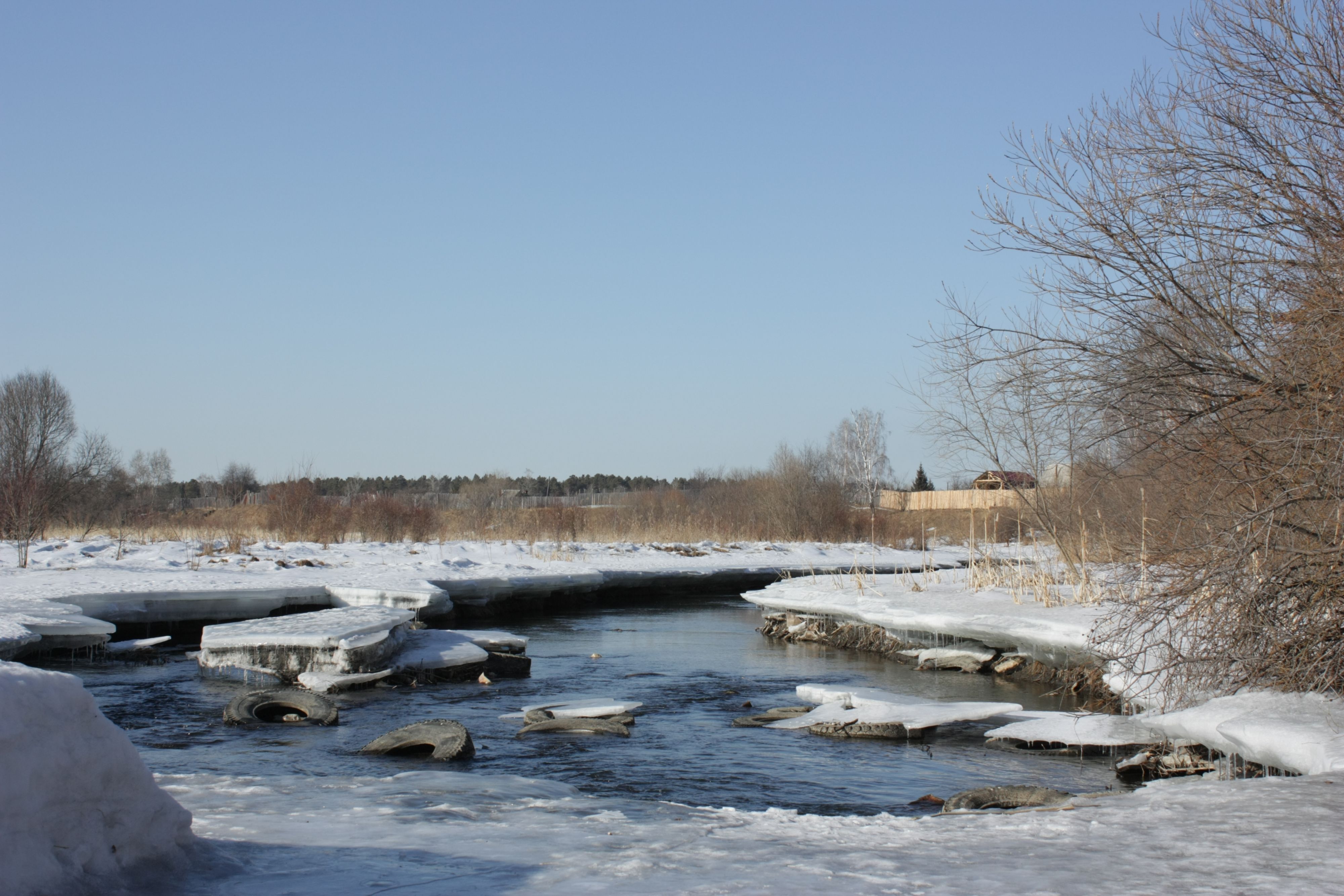Весенняя ЖАшная водокачка