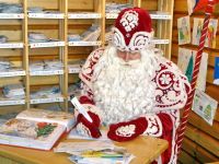 ded_moroz_nachinaet_prinimat_pisma.jpg ded_moroz_nachinaet_prinimat_pisma.jpg