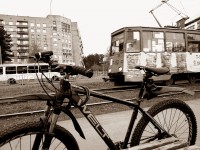 2 парсека на трамвае, 20 минут на велике 2 парсека на трамвае, 20 минут на велике