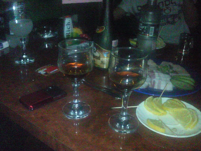 Тара, в коией содиржался и из коией испивался бажествиный каниак самнитильнаго качиства)))))