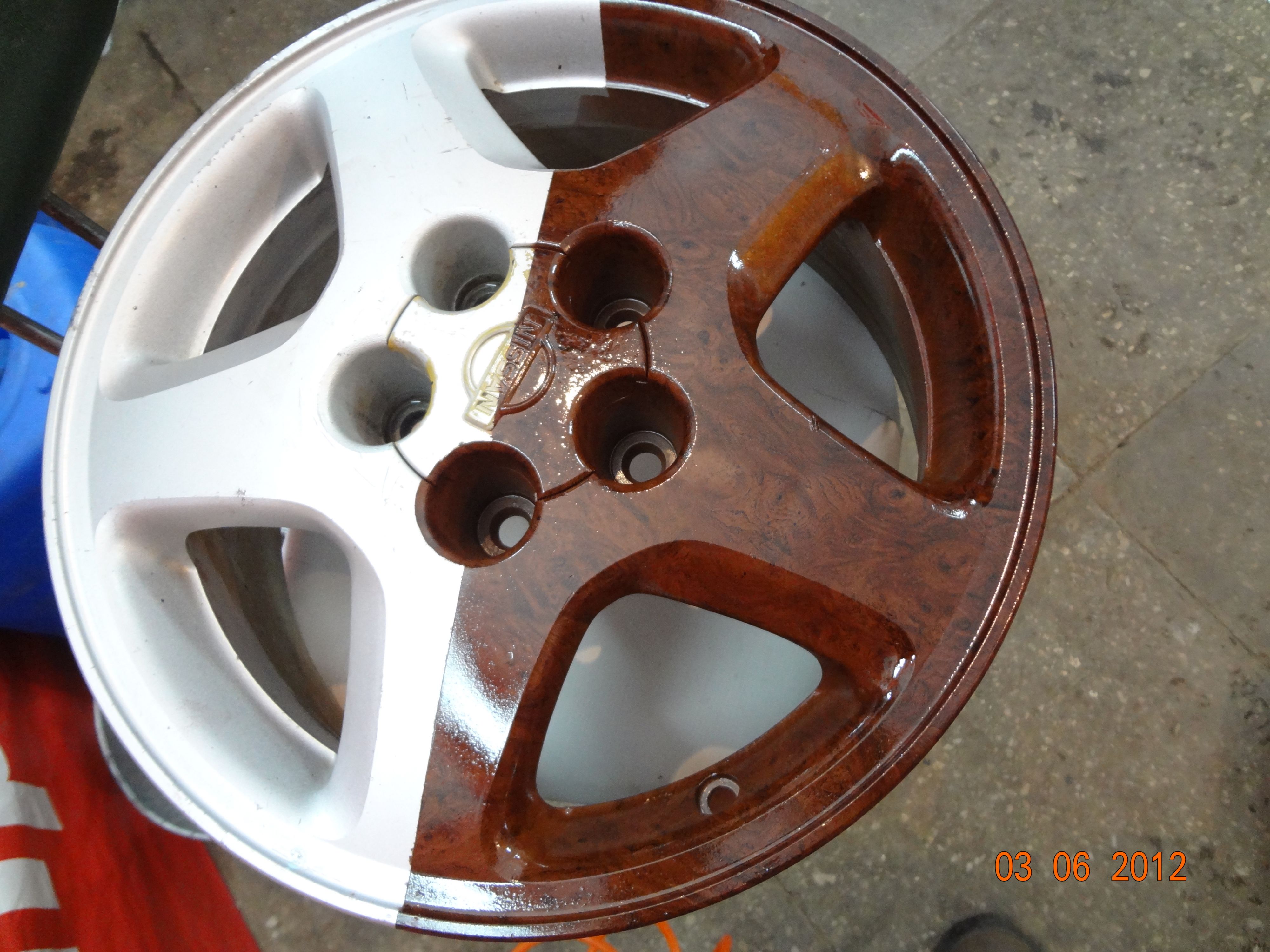 деревянное колесо. в личку