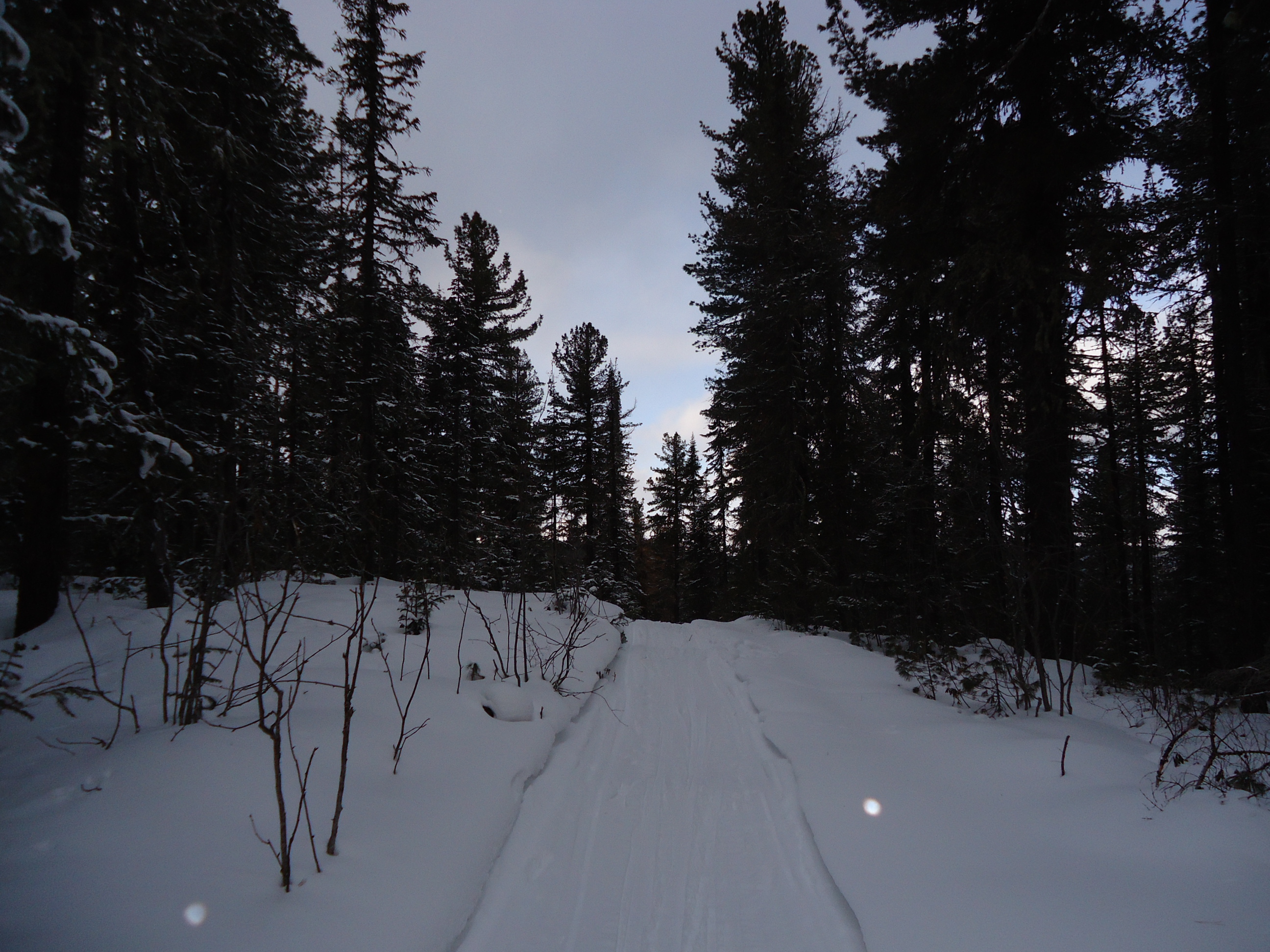 еще три метра - и вниз