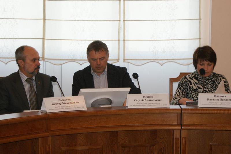 Депутаты приняли изменения в бюджет города