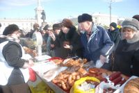 В праздничной продовольственной ярмарке приняли участие 16 местных сельхозпредприятий и переработчиков сельхозпродукции В праздничной продовольственной ярмарке приняли участие 16 местных сельхозпредприятий и переработчиков сельхозпродукции