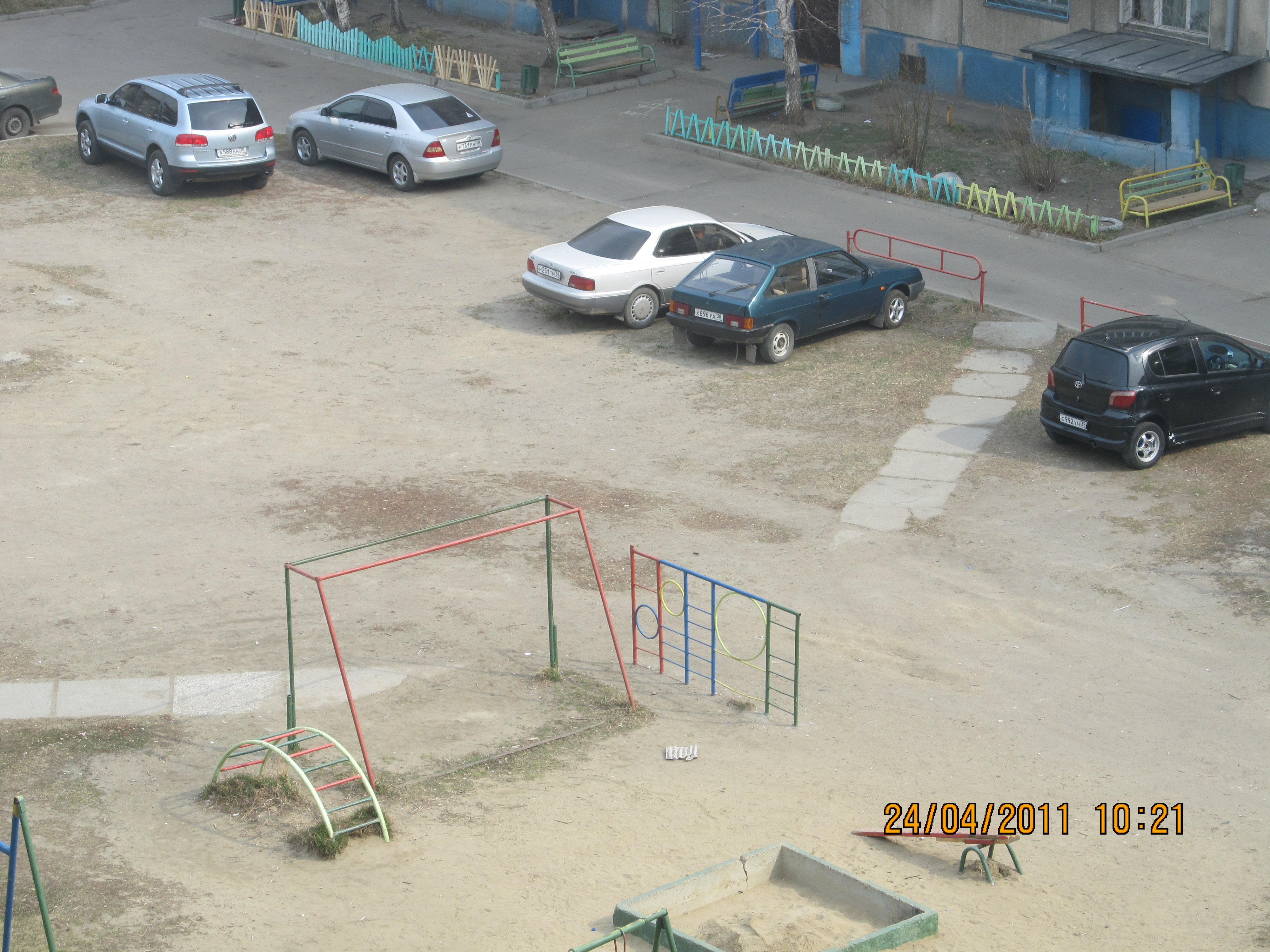 А это наши дорогие автолюбители.