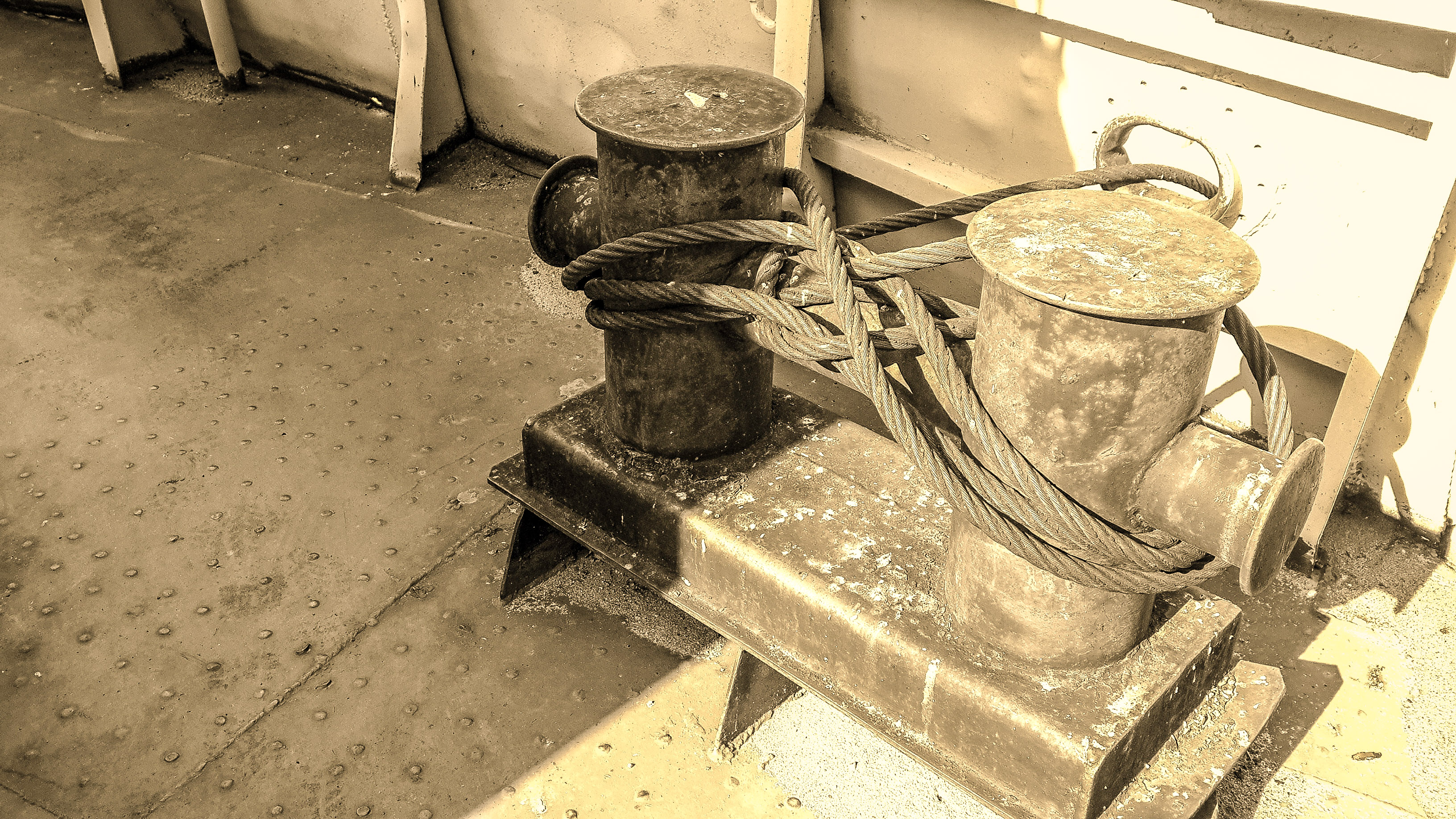 крепкие узы 