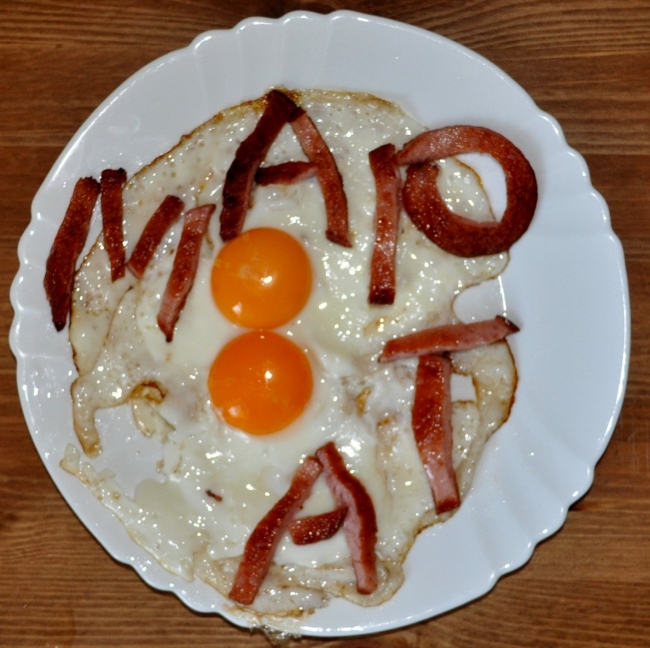 еда на 8 марта))
