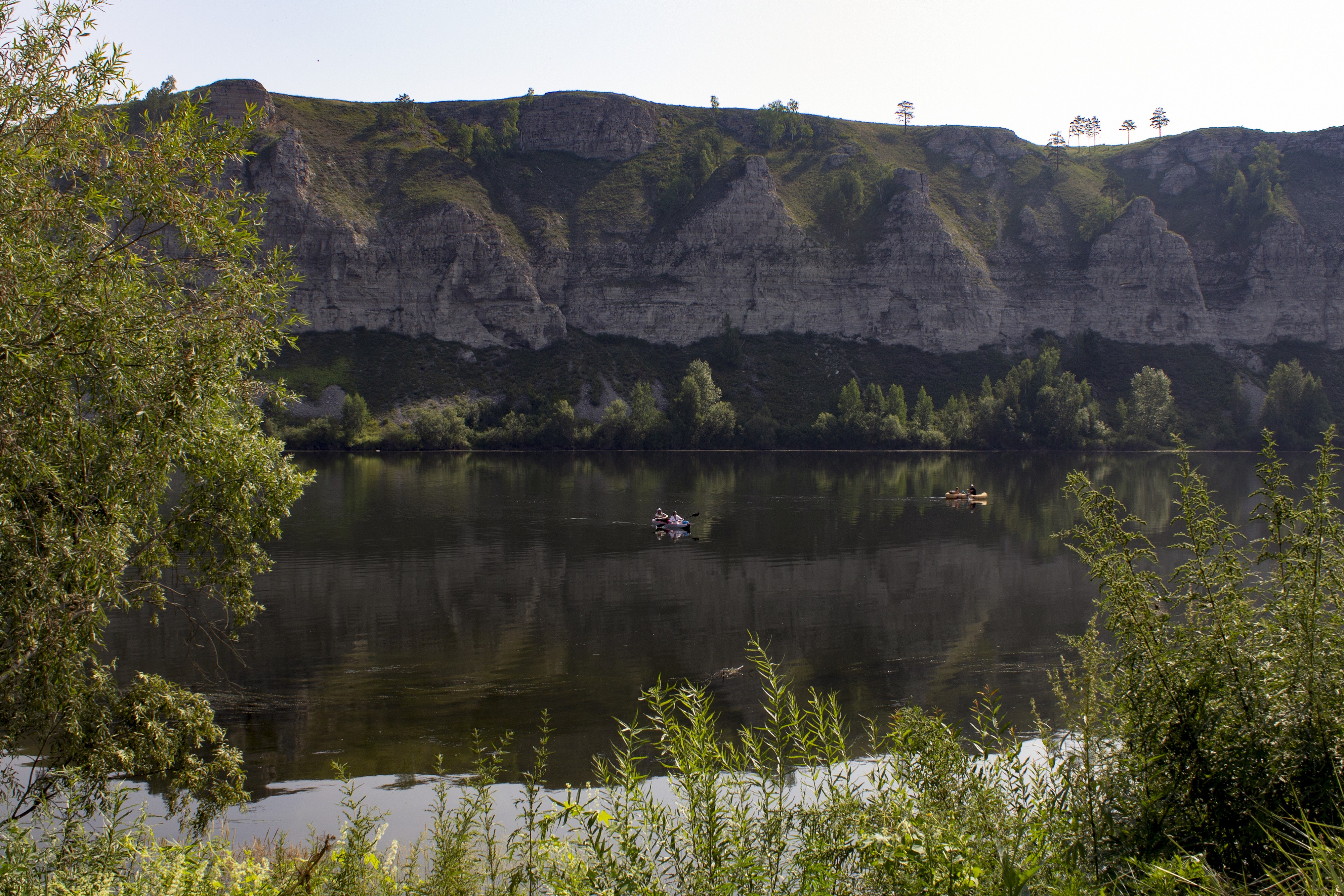 Лодочники. р. Белая. д. Глубокий лог, Усольский район, Иркутская область.
