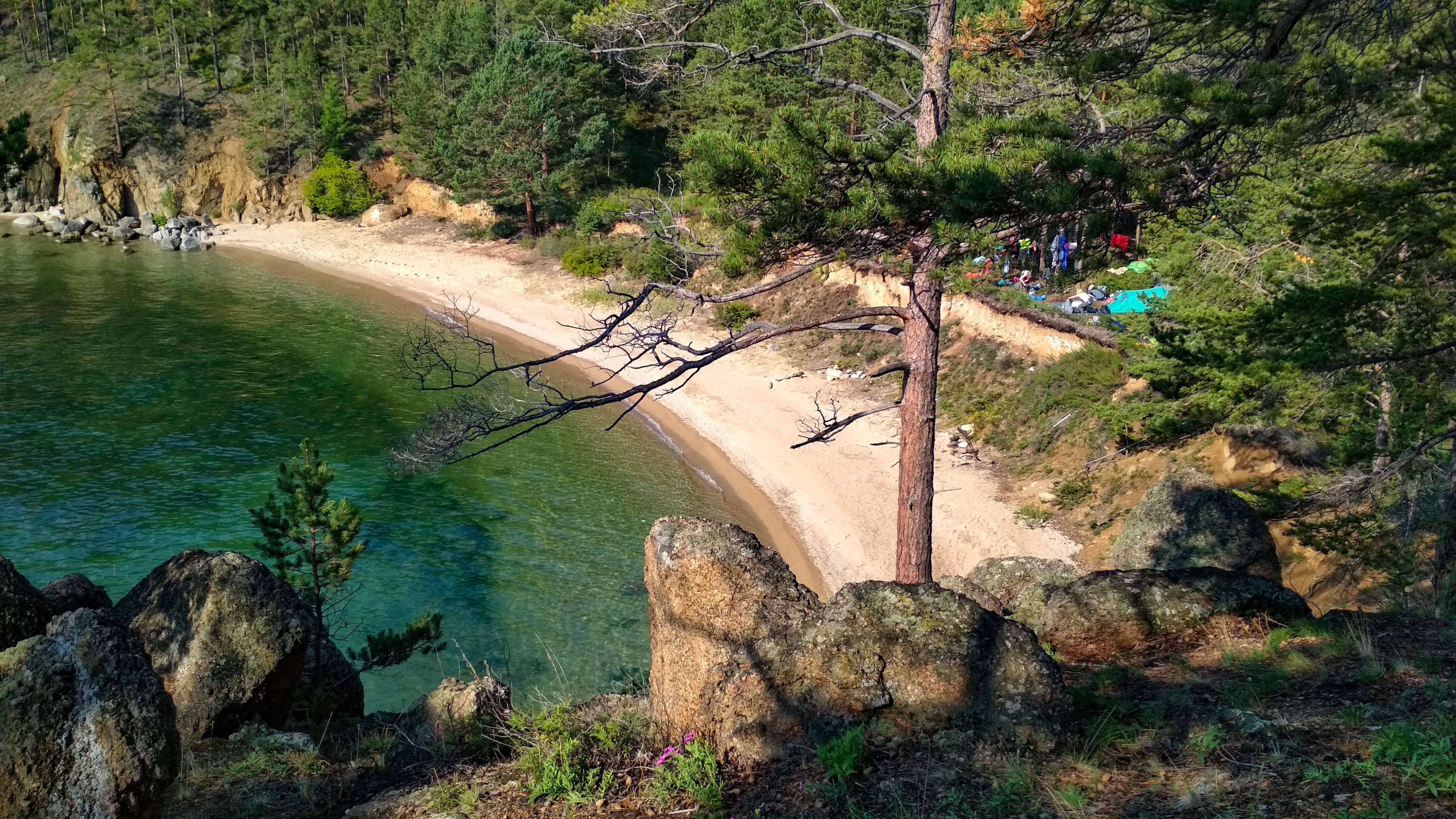 Пляж на Золотом утёсе