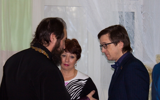 16.01.14 на освящении Центра адресной помощи БФ "Семьи-Детям"