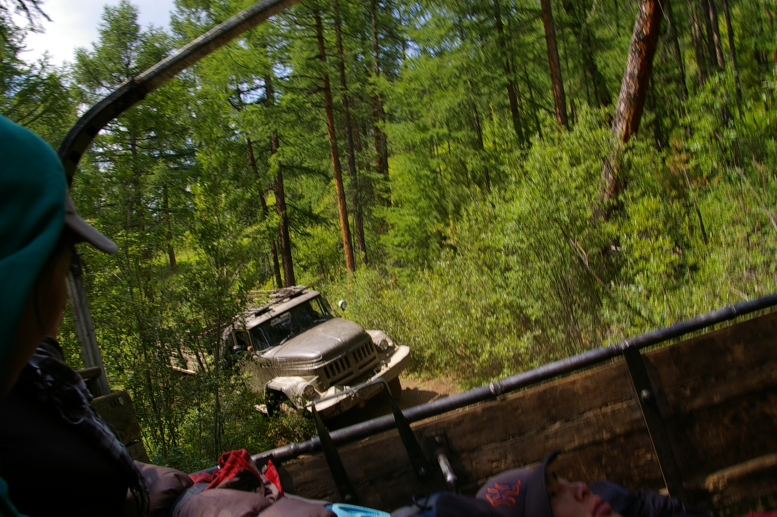 догоняющий автобус