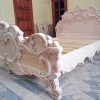 Резная кровать