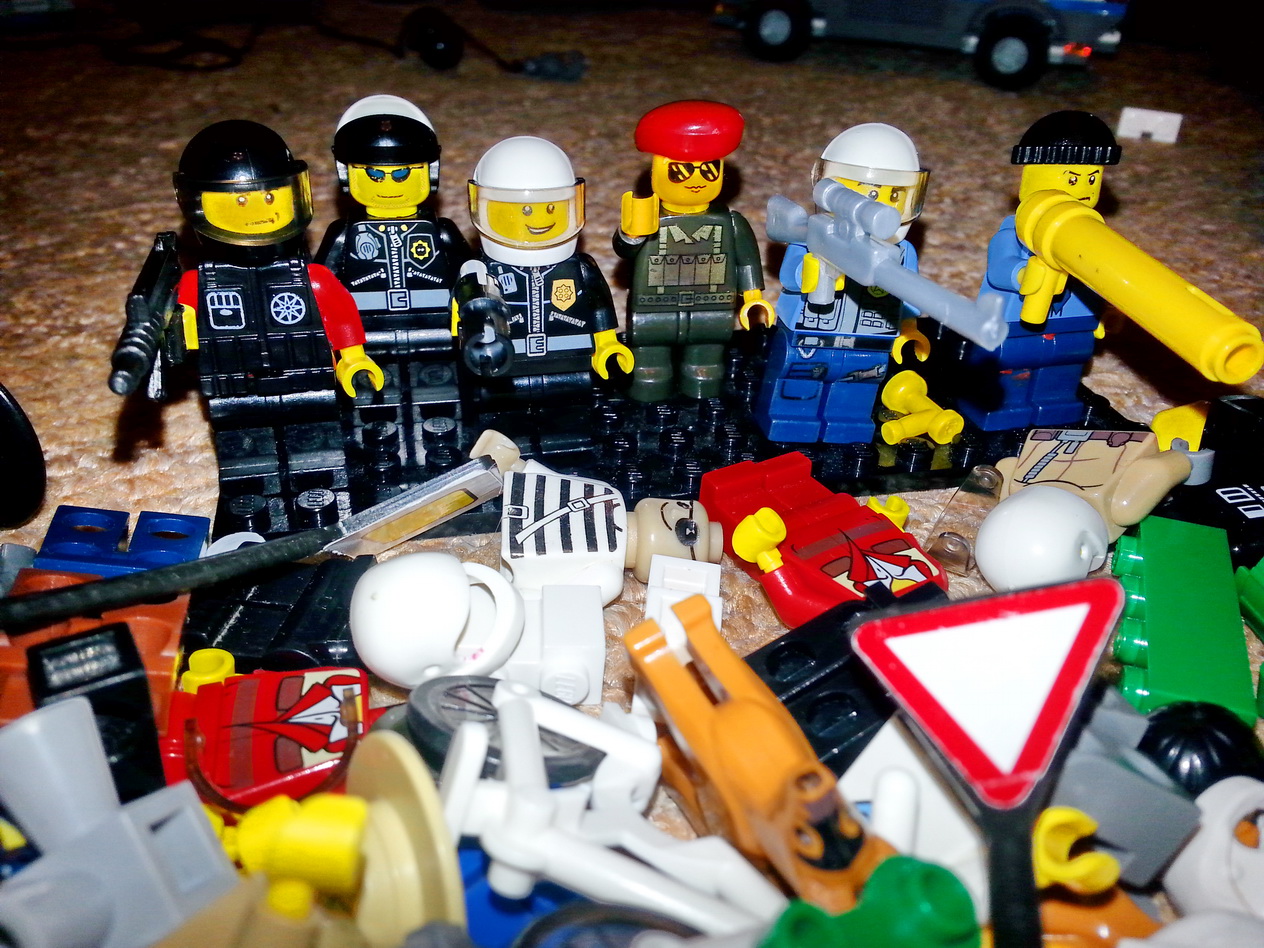 Легоантимегамайдан))))))